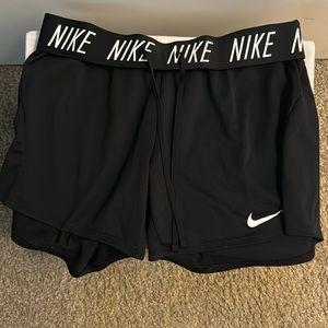Women’s small Nike running shorts